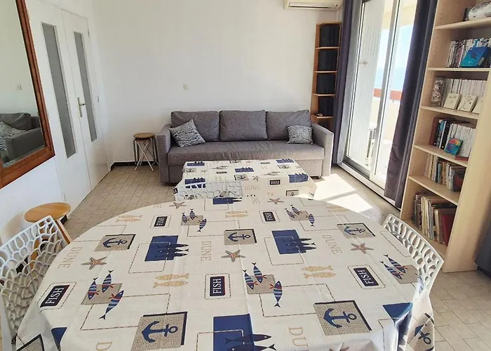 Appartement Vue Mer Exceptionnelle Plage A 1 Min, Parking Prive, 6 Pers